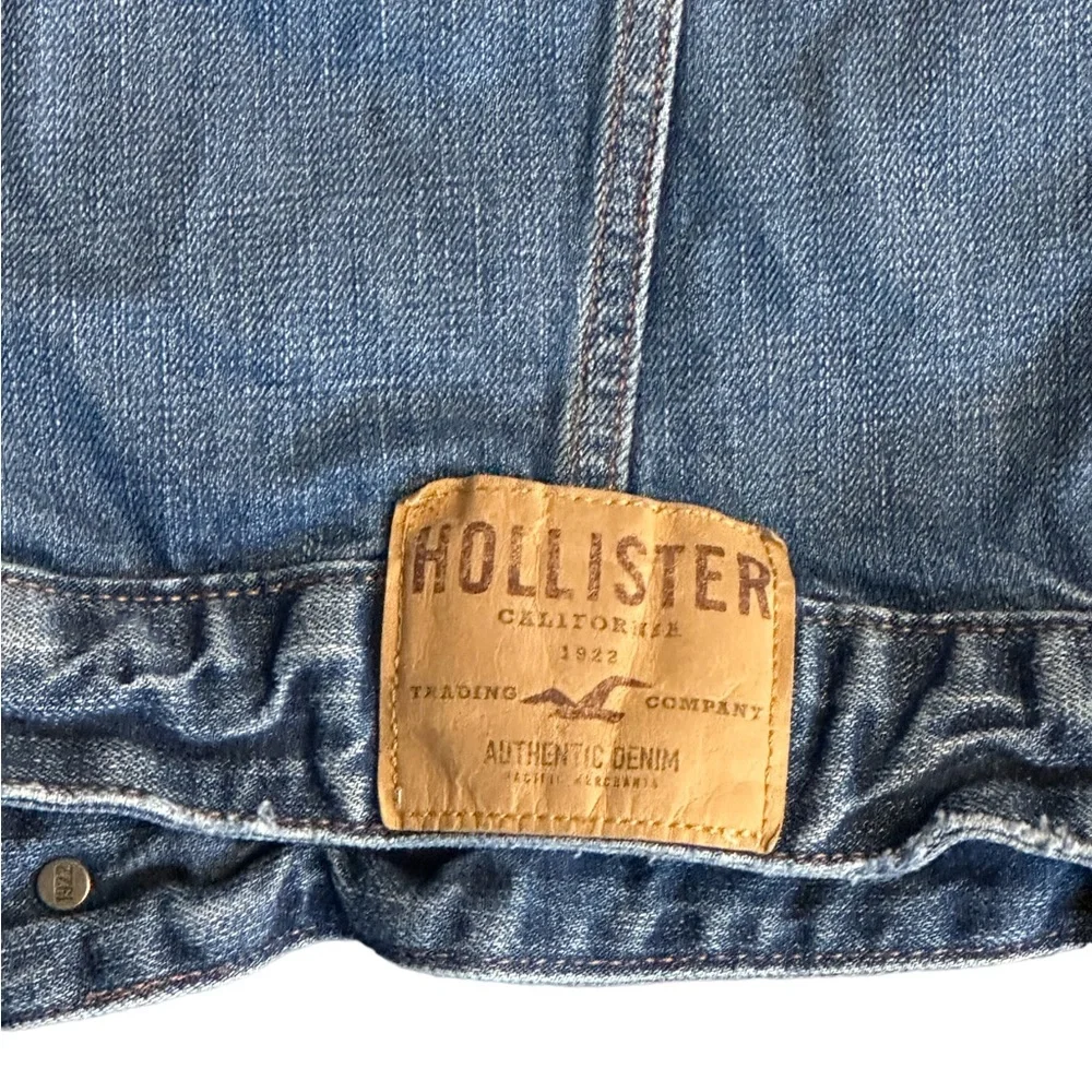 Hollister Light Blue Denim Vest - Picture 7 of 7